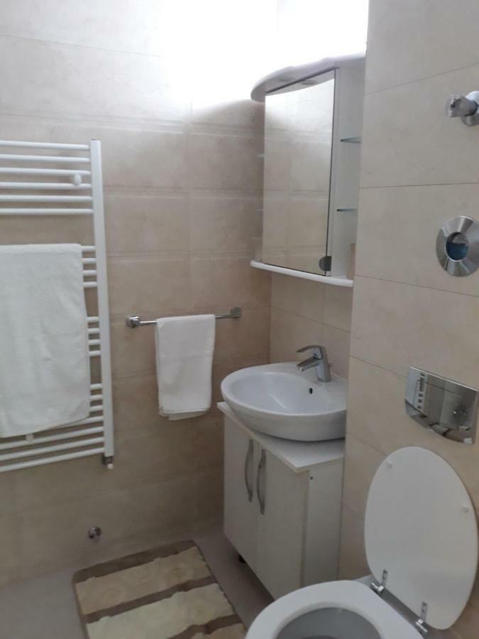Apartament Coresi Brasov Luaran gambar